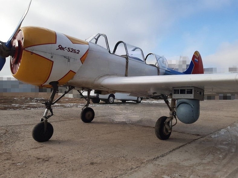 Jak-52B2