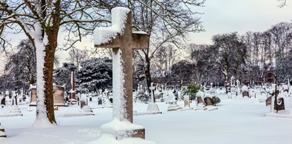 Weszła do toalety na cmentarzu w Szczecinku. Zapamięta to na długo