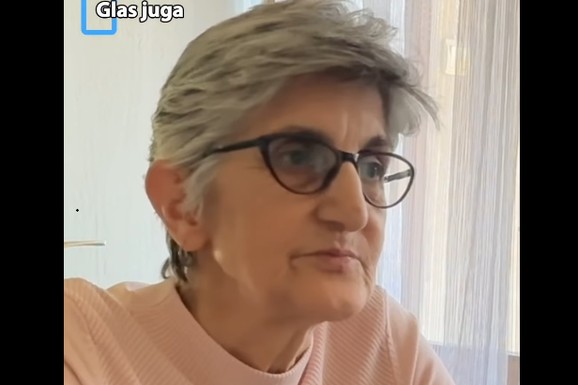 IZBACILA SINA IZ KUĆE DA ZAŠTITI UNUKA! Baka Ružica iz Niša sama podiže Iliju (15) i jedva sastavlja kraj sa krajem: "Majka se ne seti ni da ga pozove" (VIDEO)