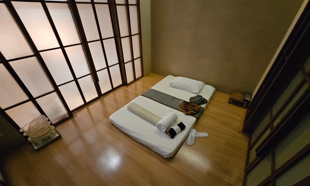 43-letni prawnik zmarł w salonie masażu. Policja bada sprawę