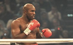 Holyfield wraca na ring. Kibice proszą o walkę z Tysonem