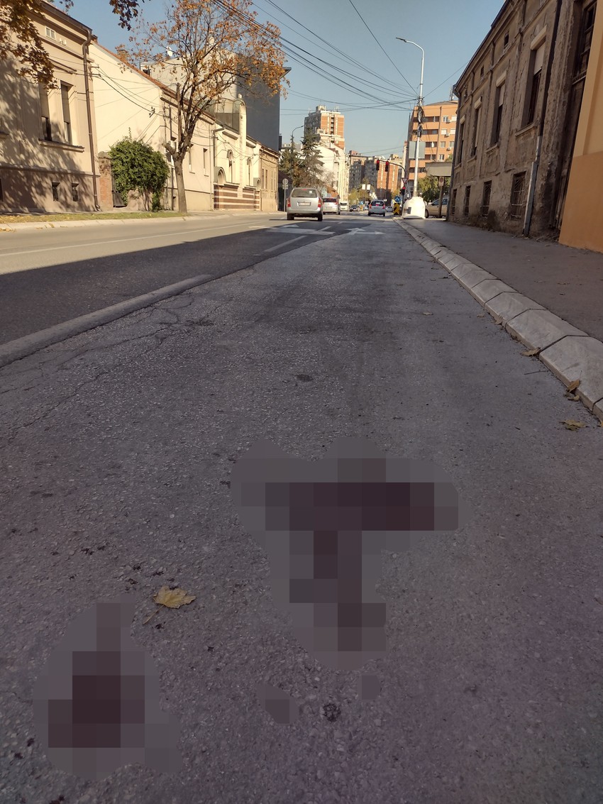 Mesto udesa u Ulici 7.jula u Nišu gde je automobil pokosio muškarca sa prostora Kosova i Metohije