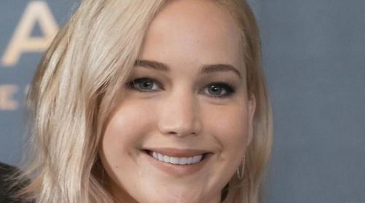 Ismét hatalmasat zakózott Jennifer Lawrence!