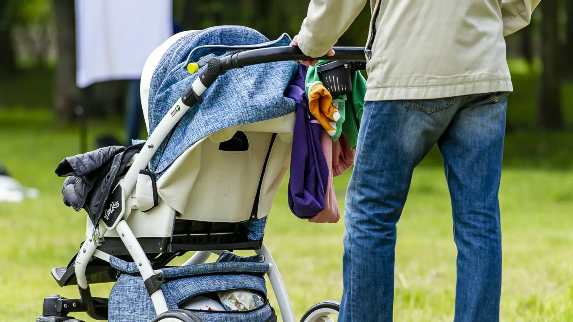 Ojcowie chcą urlopów rodzicielskich, ale boją się o reakcje pracodawców