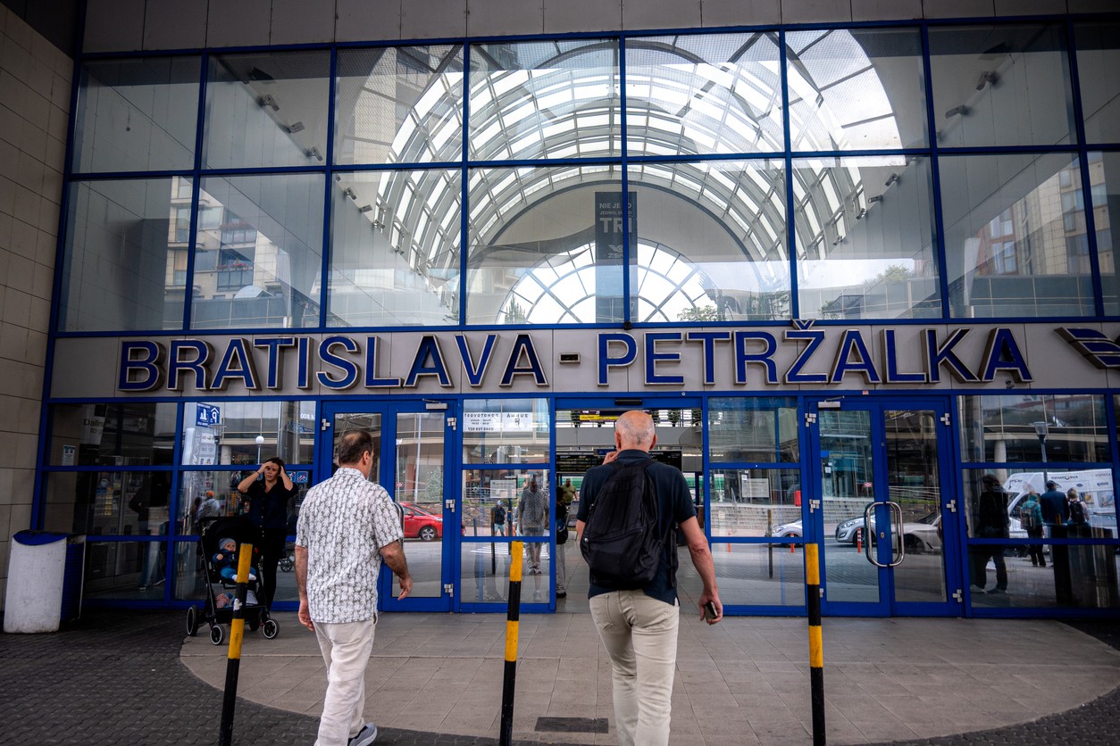 Stalo sa to na stanici v Petržalke (ilustračné foto).