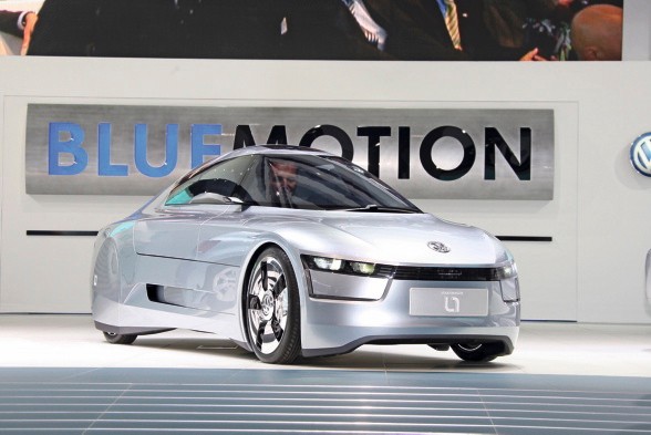 Głównym źródłem napędu jest nowy, dwucylindrowy turbodiesel TDI z bezpośrednim wtryskiem Common Rail