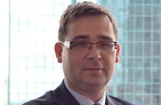 Sędziowie i prokuratorzy dorabiają u rzecznika