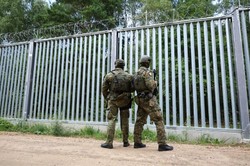 Migranci w Osinowie. Czy Niemcy złamali prawo?