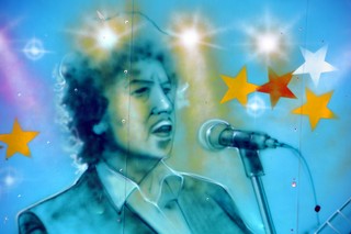 Bob Dylan, laureat Nagrody Nobla, odebrał dyplom i medal