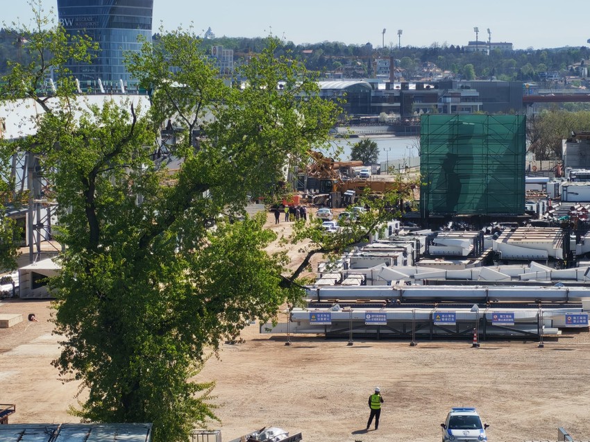 Pao kran na gradilištu kod Brankovog mosta