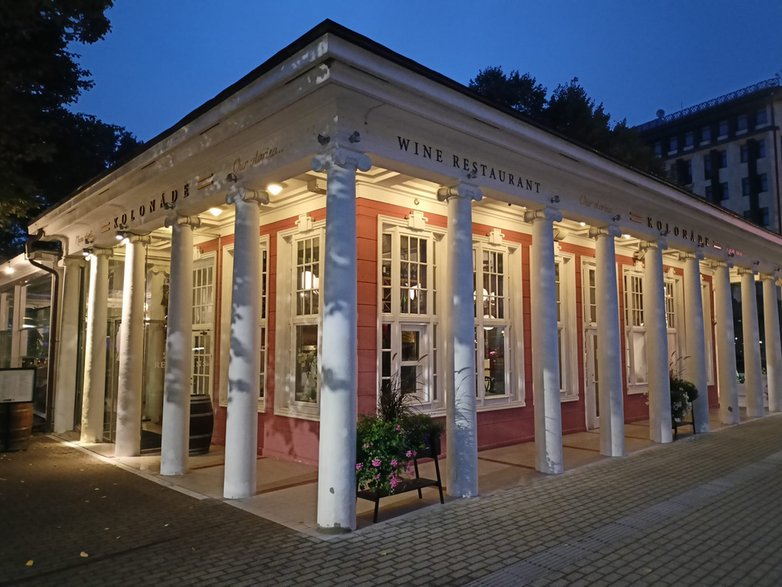 Klimatyczna restauracja na placu Wolności