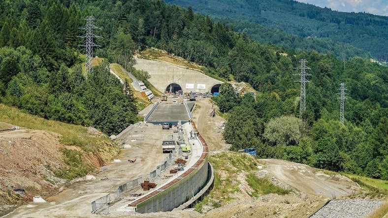 Budowa tunelu na trasie S1