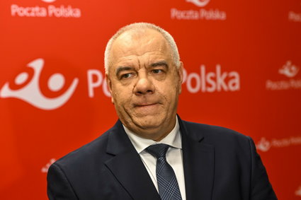 Sasin planuje rozbiór Poczty Polskiej? Orlen tylko na to czeka