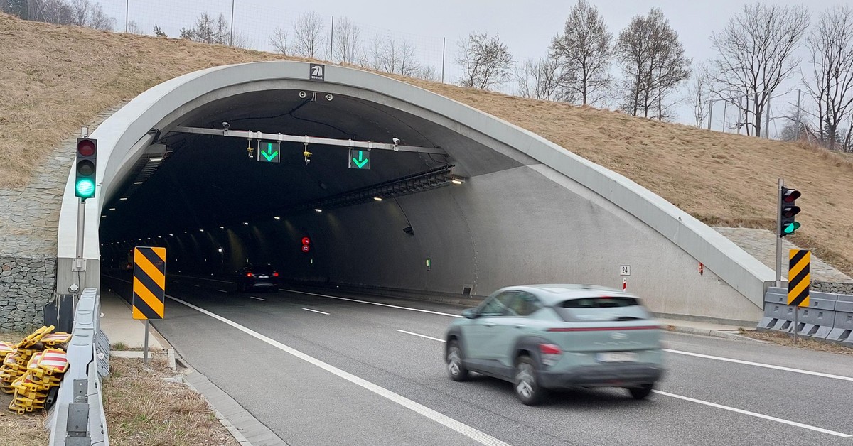 Zamkną na Zakopiance tunel wybudowany za miliard złotych. Dlaczego trzeba to zrobić?