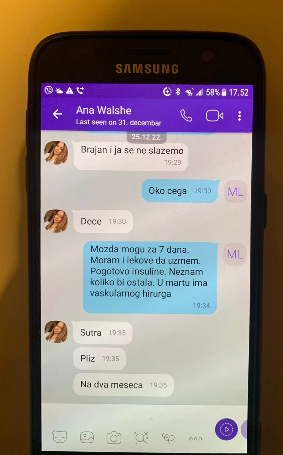 prepiska Ane Volš sa majkom