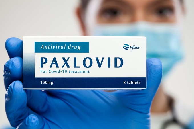 Koronavírus: napokon belül jóváhagyhatja a Pfizer covid elleni tablettáját az EU