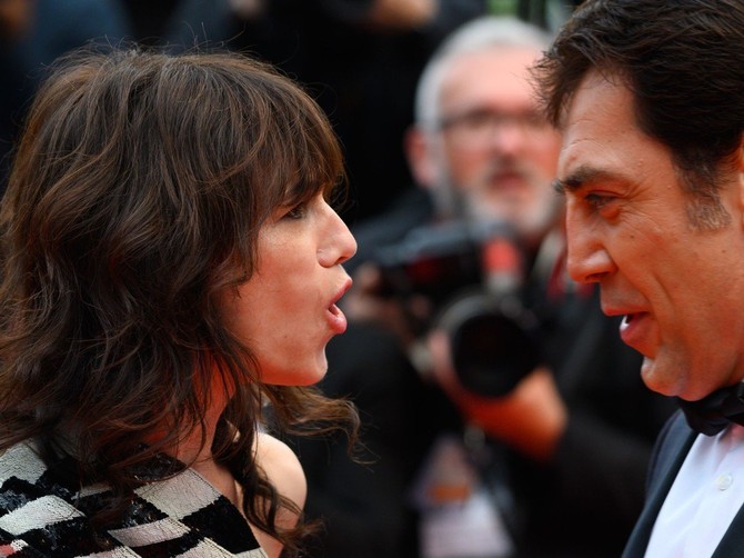Havijer Bardem i njegova pratila u Kanu