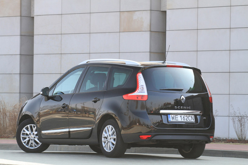 Renault Grand Scenic: mniejszy, ale nie słabszy