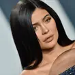 Kylie Jenner nigdy nie była miliarderką? Forbes oskarża celebrytkę o oszustwo