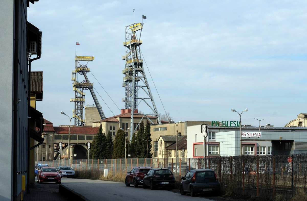 Grupowe zwolnienia tuż przed Barbórką i Bożym Narodzeniem. Chodzi o kopalnię "Silesia"