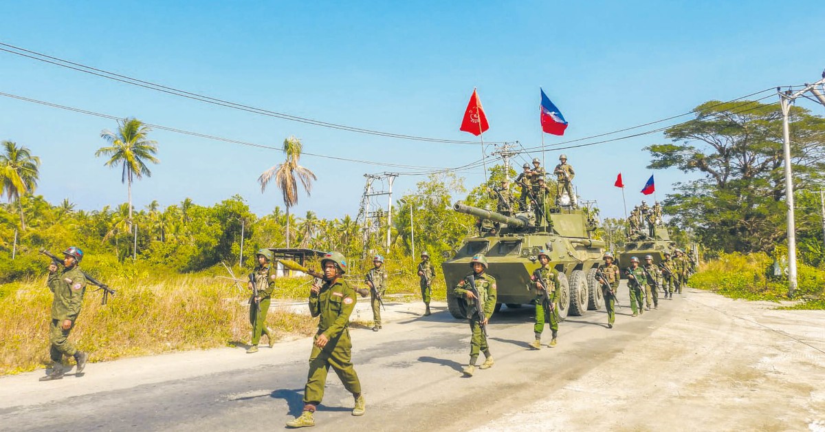 Birma w ogniu: Armia Arakanu kontra junta. Rohingja znów bez domu