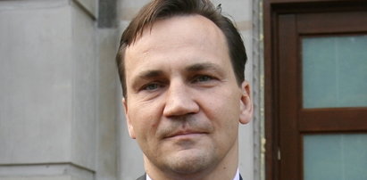 Sikorski leci na Ukrainę