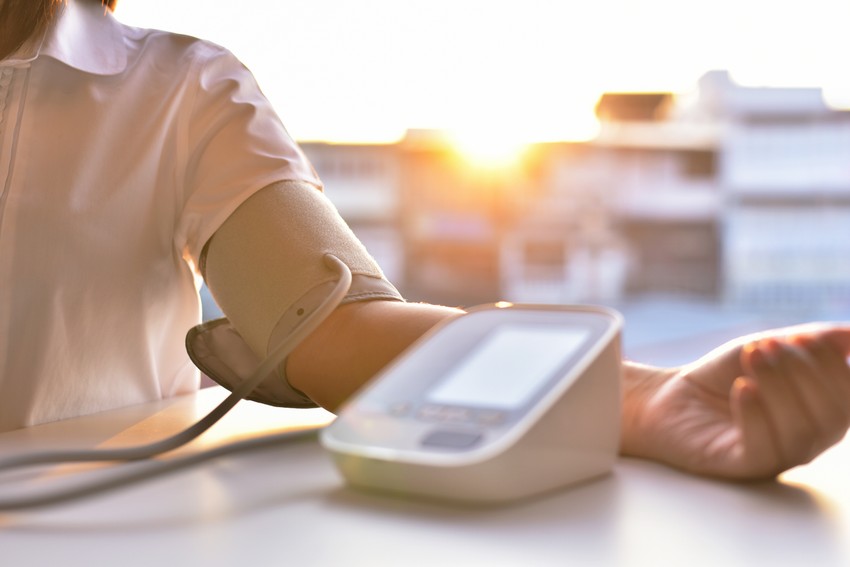 Povremeno treba proveravati krvni pritisak i na ruci koja je imala niži nivo