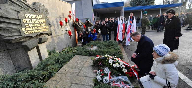 Duda podczas obchodów grudnia 70: Przez 30 lat wolna Polska nie poradziła sobie z rozliczeniem winnych