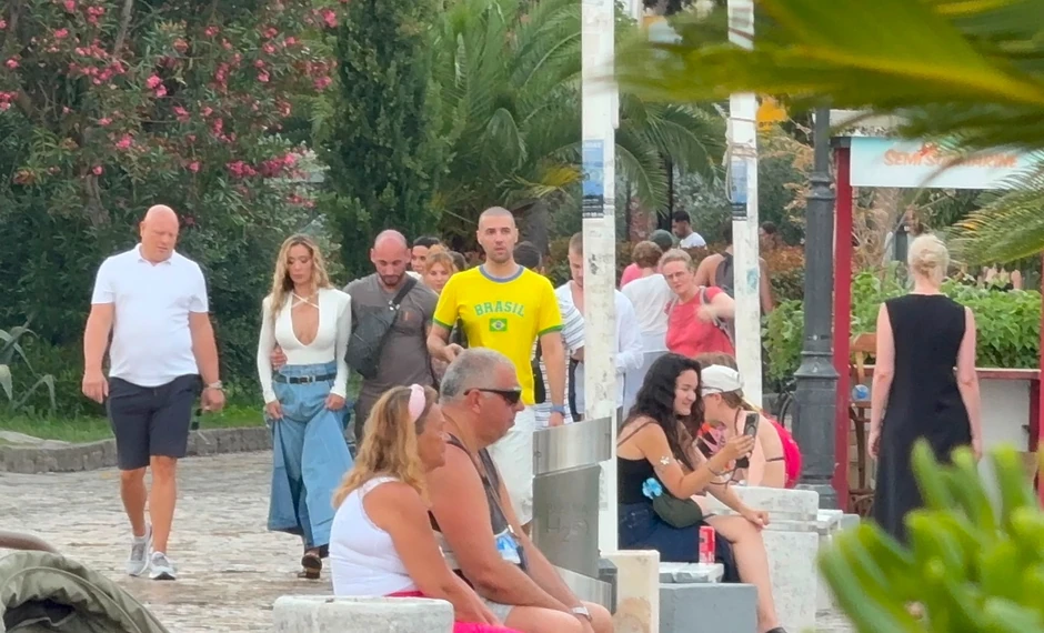 Tea Tairović i Ivan, paparaco