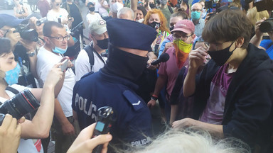 Aktywista LGBT aresztowany. Policja zatrzymywała protestujących, którzy stanęli w jego obronie