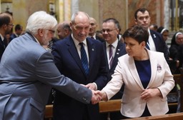 Macierewicz: Rozpoczęła się dyslokacja żołnierzy batalionowej grupy bojowej
