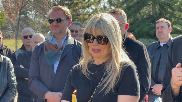 Suzana plače na pomenu Saši Popoviću