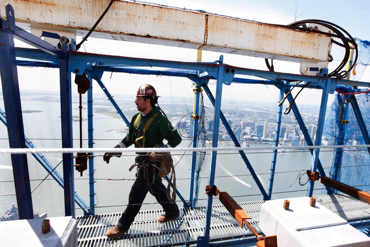 One World Trade Center w budowie