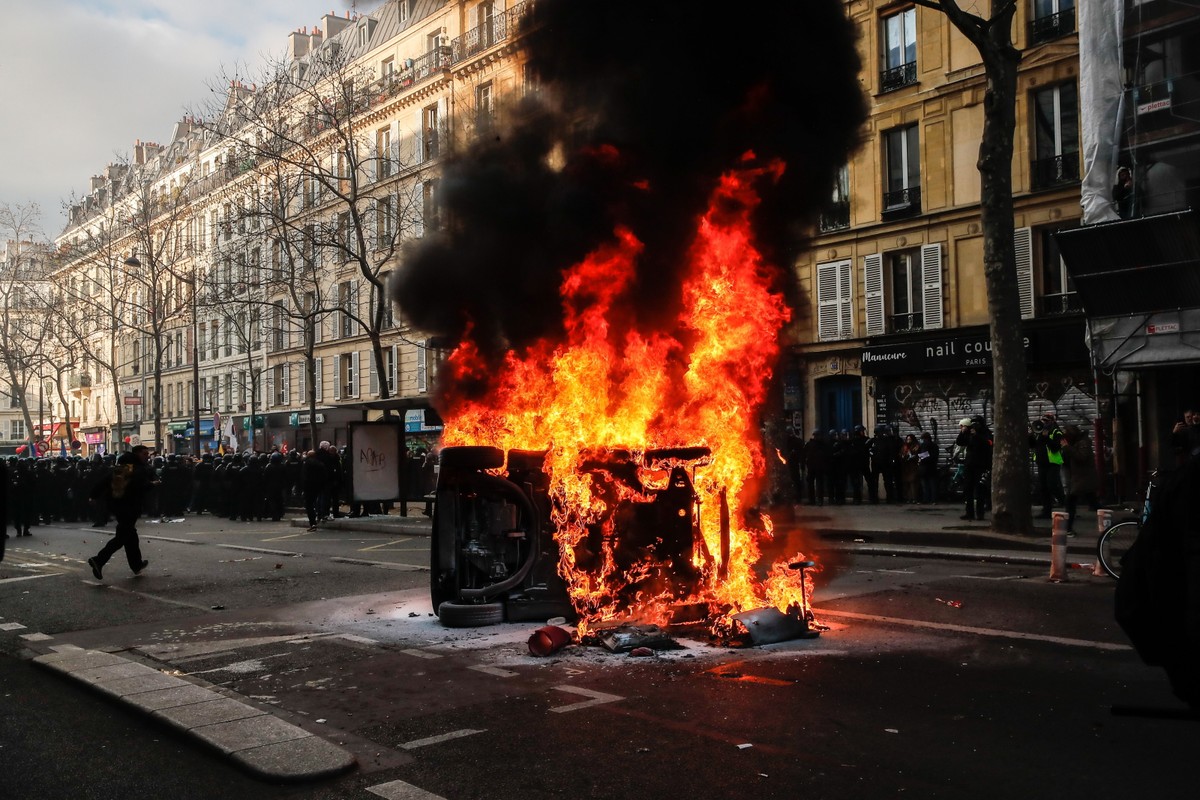 Protesty w Paryżu