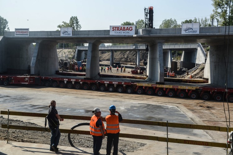 Plac budowy Trasy Świętokrzyskiej w Warszawie <br><br> fot. (zuz) PAP/Jakub Kamiński