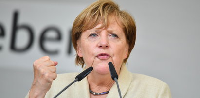 Angela Merkel upokorzona w Heidelbergu. Pomidory poleciały w jej stronę