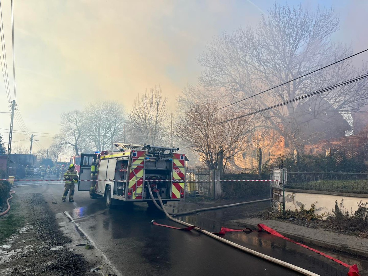 Seria wybuchów i wielki pożar. Akcja kontrterrorystów na Dolnym Śląsku