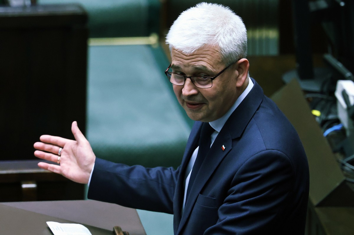 Poseł PiS krytykuje projekt prezydenta Nawrockiego. "To pójście na łatwiznę"