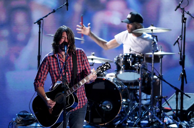 Dave Grohl - 225 mln dolarów<br />