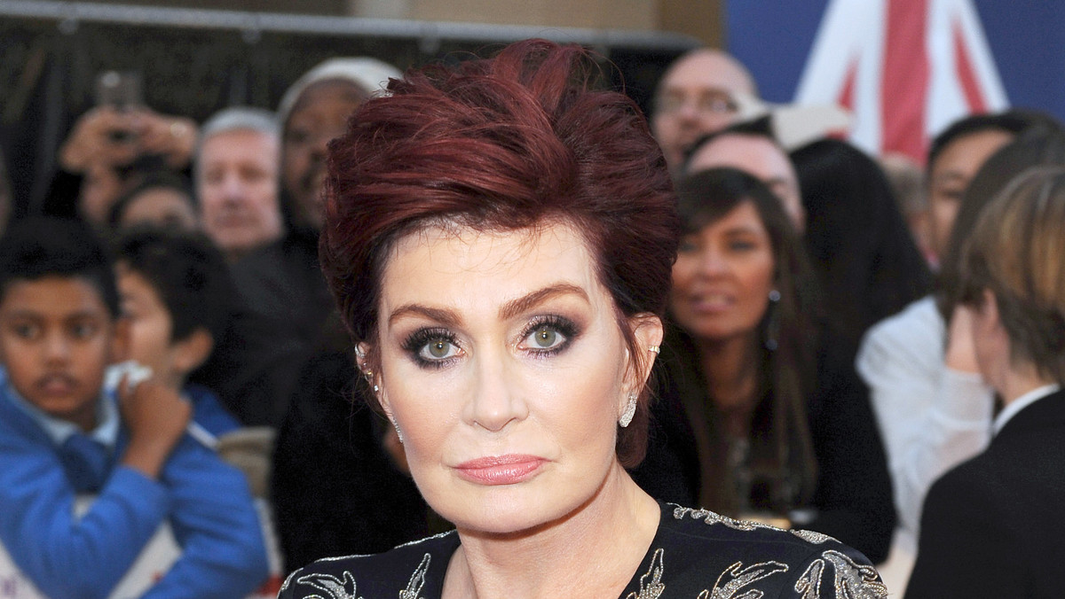 Sharon Osbourne w rozmowie z reporterką programu "The Talk" potwierdziła, że postanowiła rozstać się z Ozzym Osbournem, liderem grupy Black Sabbath. Dodała, że muzyk wyprowadził się już z ich rodzinnego domu.