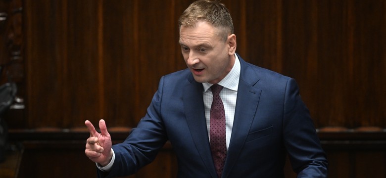 Minister sportu uchylił uchwałę zarządu PZSS. Niezgodna z ustawą o broni i amunicji