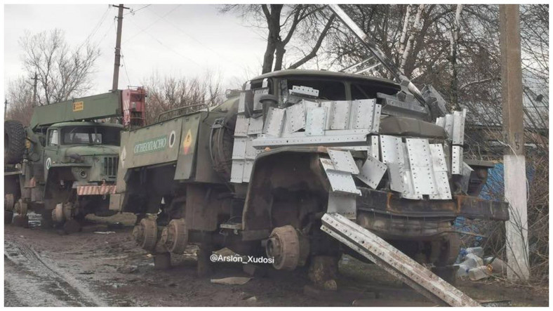 Rosyjski pojazd zaopatrzeniowy zniszczony w Ukrainie. Marzec 2022 r.