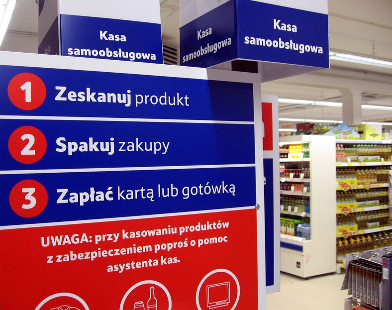 Kasa samoobsługowa w sklepie Tesco, fot. Materiały prasowe