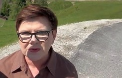 Była sala na sto osób i... 'ewidentna wpadka'. Górale nie przyszli na spotkanie z Szydło