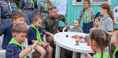 Andrzej Duda z harcerzami. Był w swoim żywiole! ZDJĘCIA