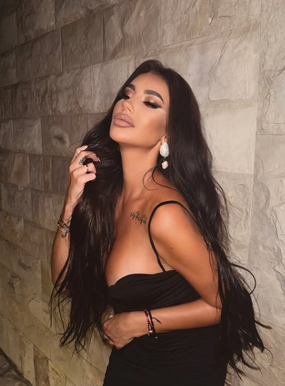 Katarina Grujić u provokativnom izdanju