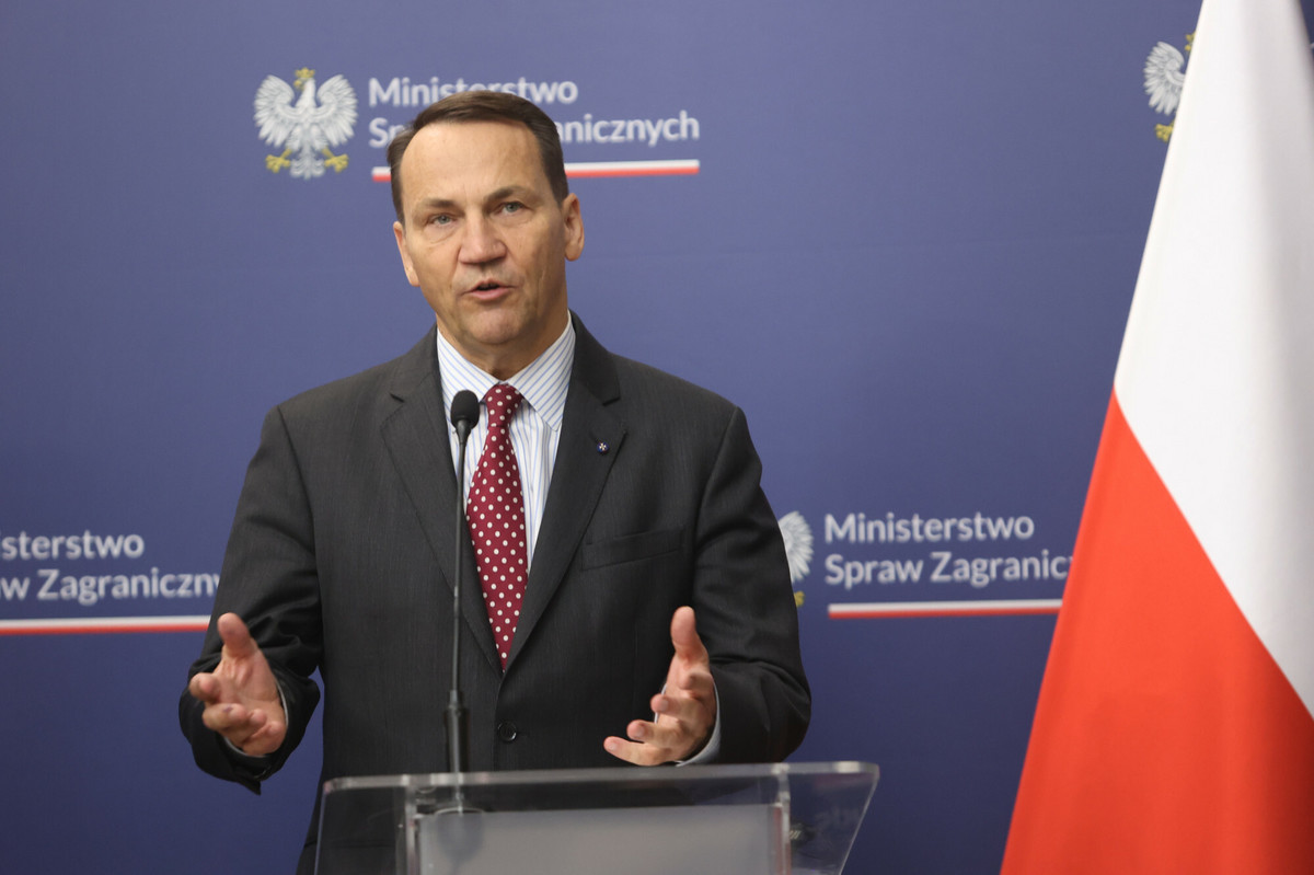 "Rozważamy". Radosław Sikorski o samolotach dla Ukrainy