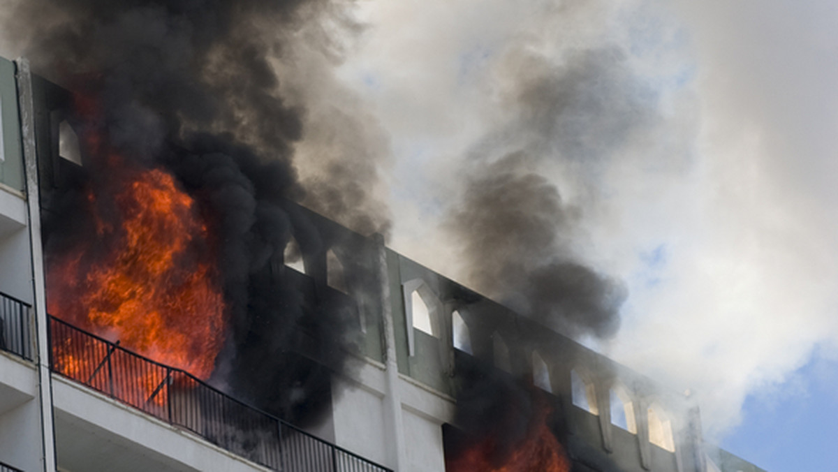 Warszawa. Tragiczny pożar. Nie żyją dwie osoby
