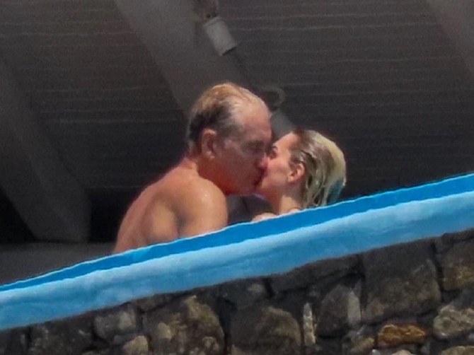 Dolf Lundgren (67) sa suprugom