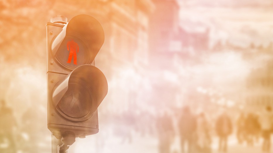 Hamarosan civil rendőrök csaphatnak le a szabálytalan gyalogosokra  /Fotó: Northfoto